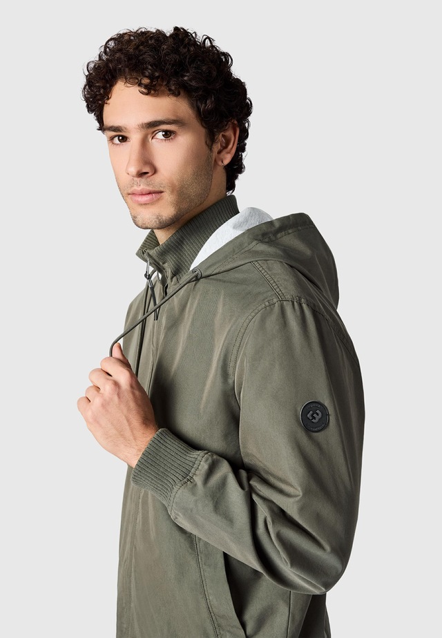 Ragwear Outdoorjacke »Crusien Hood YOUMODO« mit Kapuze Leichte Übergangsjacke mit Kapuze