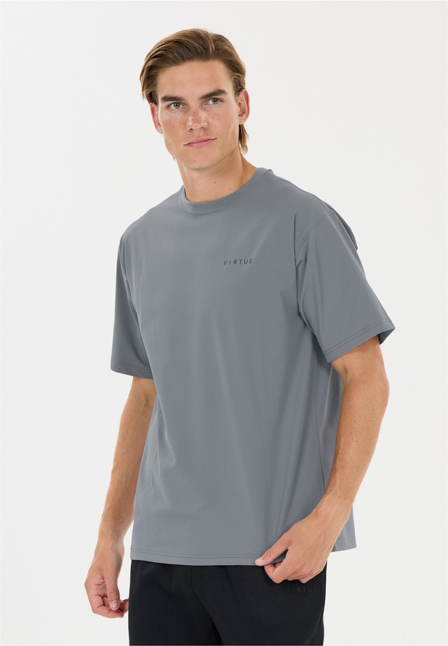 Virtus Funktionsshirt »Dela« atmungsaktiv