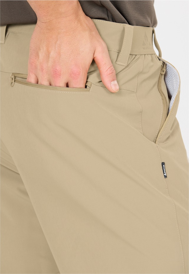 WHISTLER Shorts »Barrie« im klassischen Design
