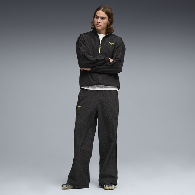 PUMA Sporthose »PUMA x ASTON MARTIN ARAMCO F1® TEAM Lifestyle T7 Oversized Hose«