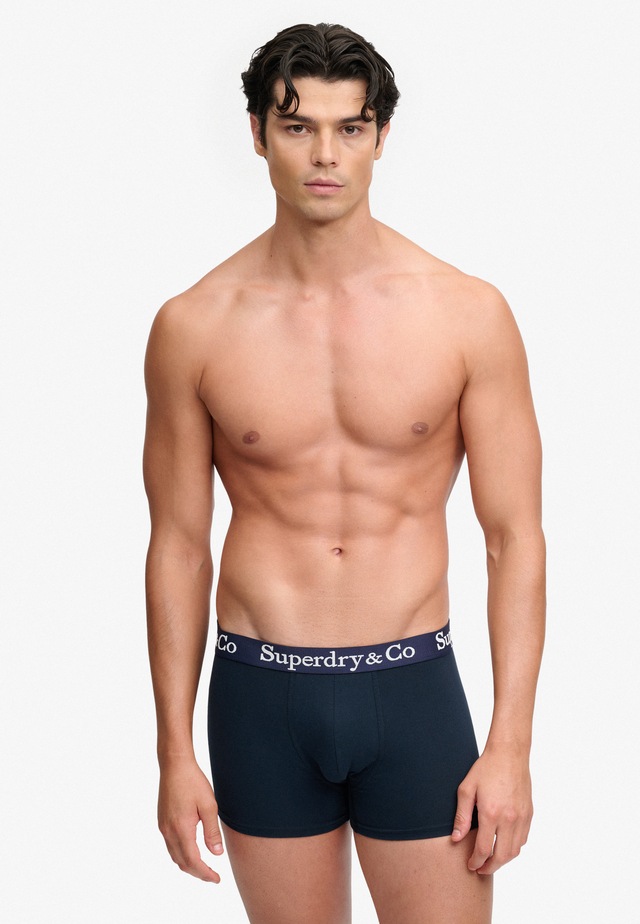Superdry Boxershorts »SDRY & CO BOXER TRIPLE PACK« Packung, 3 Stk. Baumwollmischung, slim fit