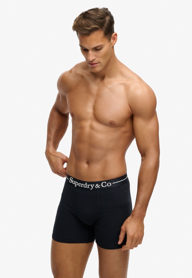 Superdry Boxershorts »SDRY & CO BOXER TRIPLE PACK« Packung, 3 Stk. Baumwollmischung, slim fit