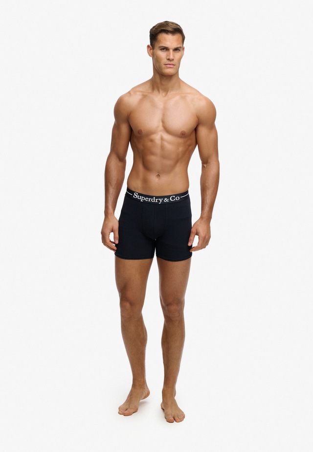Superdry Boxershorts »SDRY & CO BOXER TRIPLE PACK« Packung, 3 Stk. Baumwollmischung, slim fit