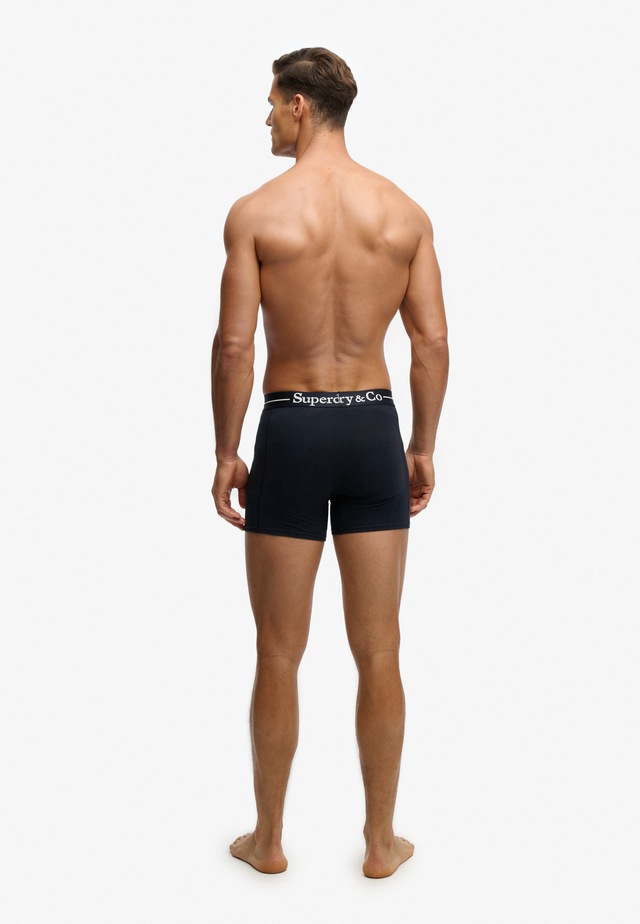 Superdry Boxershorts »SDRY & CO BOXER TRIPLE PACK« Packung, 3 Stk. Baumwollmischung, slim fit