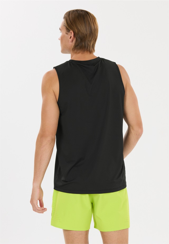 Virtus Funktionsshirt »Roger V3« in atmungsaktiver Qualität