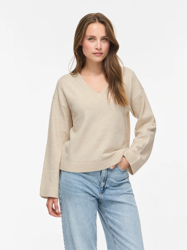 Vila Strickpullover »VILIGA L/S REV V-NECK KNIT TOP - NOOS« Regular Fit, aus Materialmix mit elastischen Eigenschaften