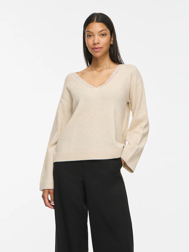 Vila V-Ausschnitt-Pullover »VILIGA L/S V-NECK REV LACE KNIT TOP-NOOS« Materialmix, Spitzen-Detail, regular fit