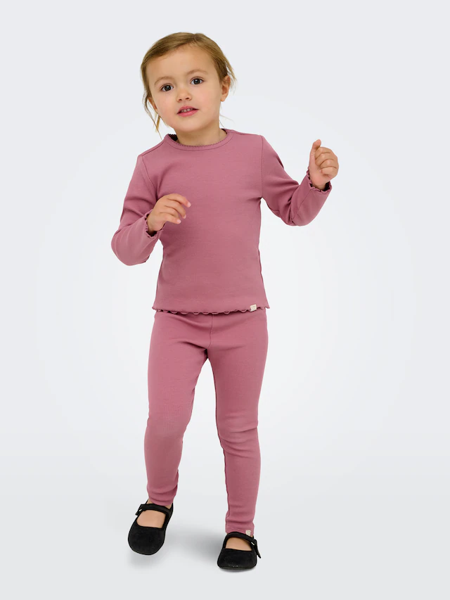 KIDS ONLY Langarmshirt »KMGTRINNY SLD LS ONECK TOP JRS NOOS« aus Baumwollmischung, figurbetonte Passform, mit Jersey und Rippware