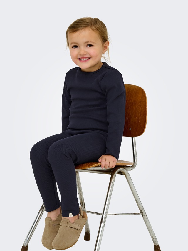 KIDS ONLY Langarmshirt »KMGTRINNY SLD LS ONECK TOP JRS NOOS« aus Baumwollmischung, figurbetonte Passform, mit Jersey und Rippware