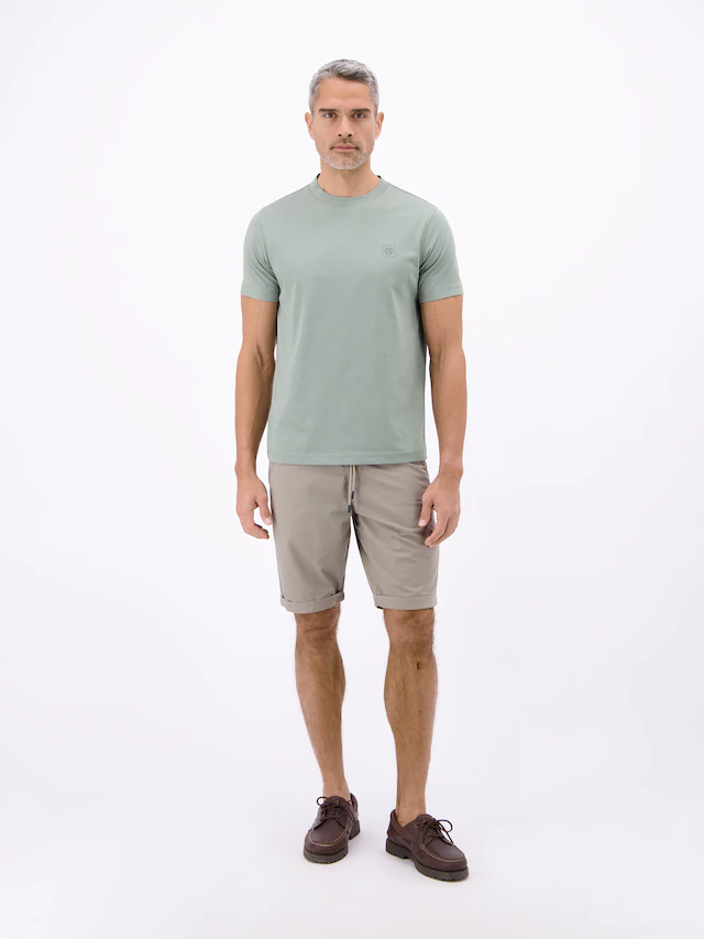 LERROS T-Shirt »T-Shirt in Cool & Dry Qualität« Feuchtigkeitsregulierend, hoher Tragekomfort, Einfarbig, Kurzarm