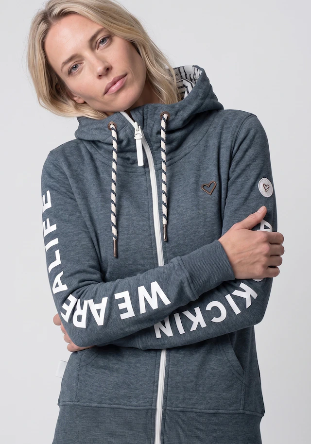 Alife & Kickin Sweatjacke »JessyAK A« leichte Kapuzensweatjackemit Logo-Schriftzug auf den Ärmeln
