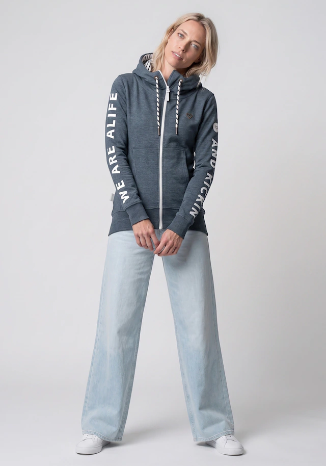 Alife & Kickin Sweatjacke »JessyAK A« leichte Kapuzensweatjackemit Logo-Schriftzug auf den Ärmeln