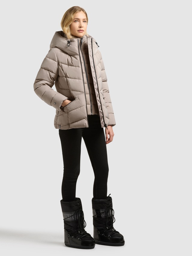khujo Steppjacke »HERSCH2« mit Kapuze mit Wiener Naht