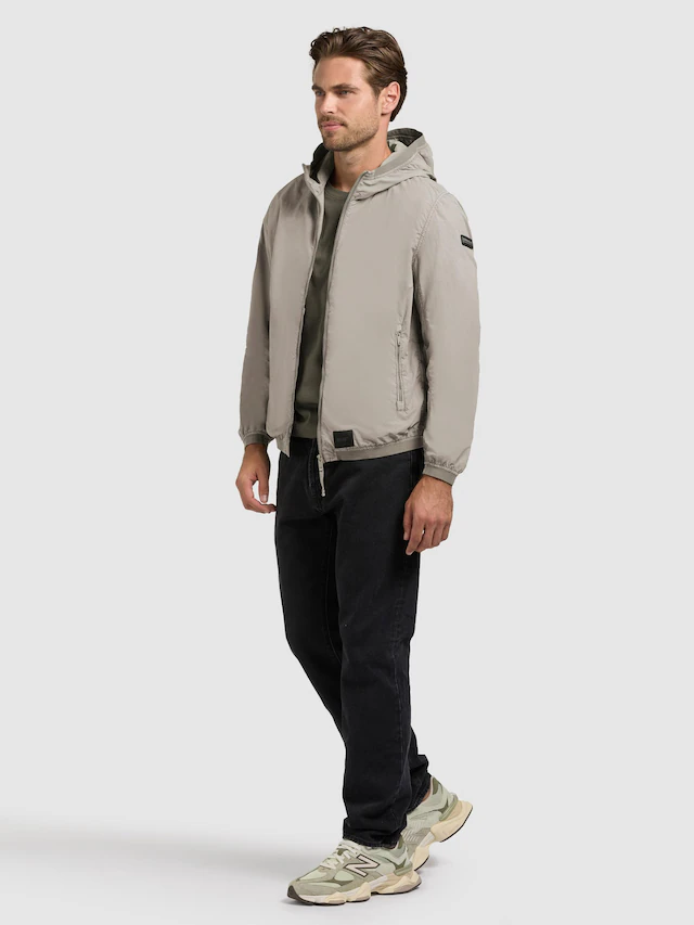 khujo Funktionsjacke »Derf« mit Kapuze leichte Übergangsjacke mit Kapuze