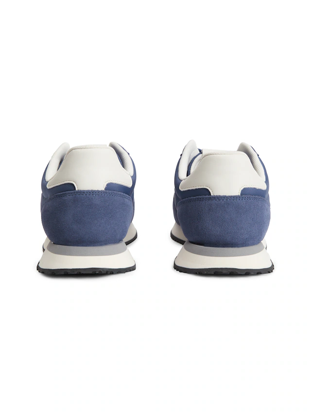 Tommy Jeans Sneaker »TJM EVA RUNNER MIX MATERIAL« Freizeitschuh, Schnürschuh mit Logoflaggen-Prägung an der Schuhzunge