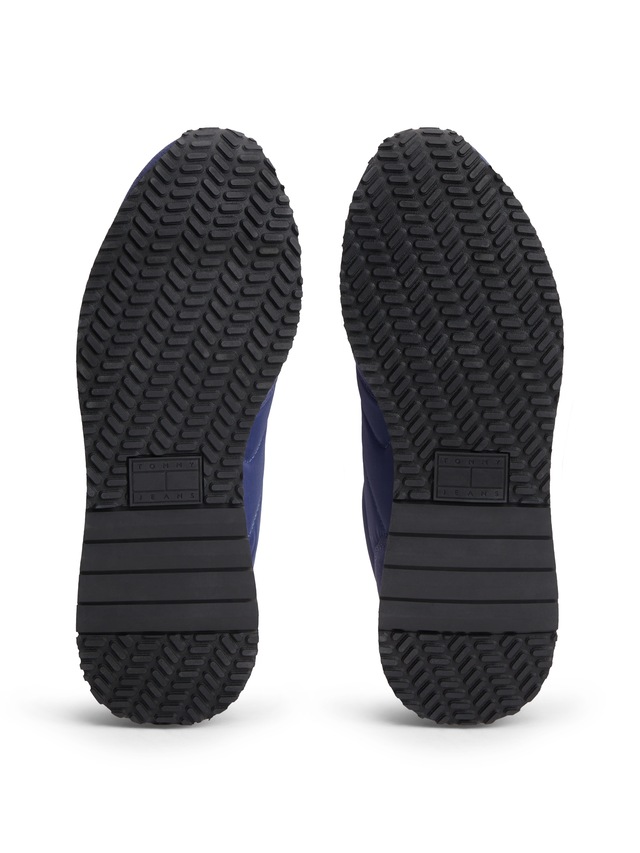 Tommy Jeans Sneaker »TJM EVA RUNNER MIX MATERIAL« Freizeitschuh, Schnürschuh mit Logoflaggen-Prägung an der Schuhzunge
