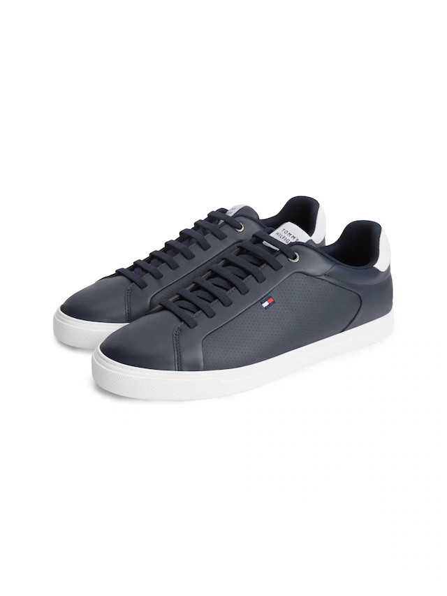 Tommy Hilfiger Sneaker »ICON COURT LIGHT LEATHER« Freizeitschuh, Halbschuh, Schnürschuh mit dezenten Ziernähten