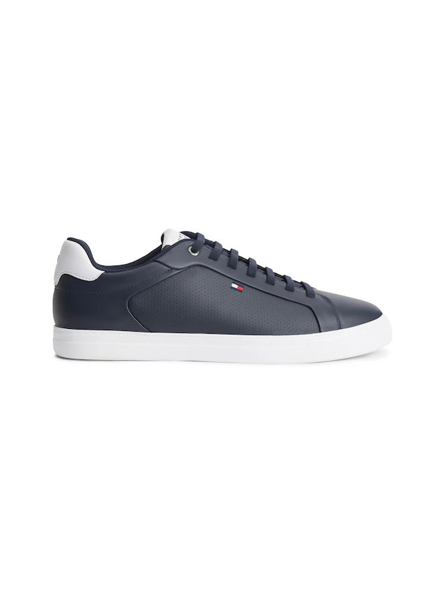 Tommy Hilfiger Sneaker »ICON COURT LIGHT LEATHER« Freizeitschuh, Halbschuh, Schnürschuh mit dezenten Ziernähten