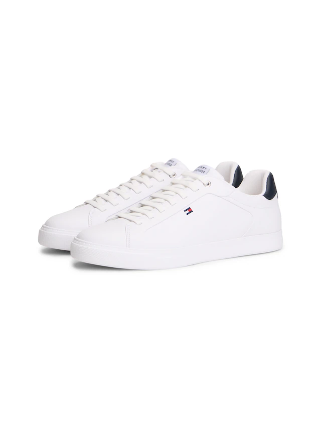 Tommy Hilfiger Sneaker »ICON COURT LIGHT LEATHER« Freizeitschuh, Halbschuh, Schnürschuh mit dezenten Ziernähten