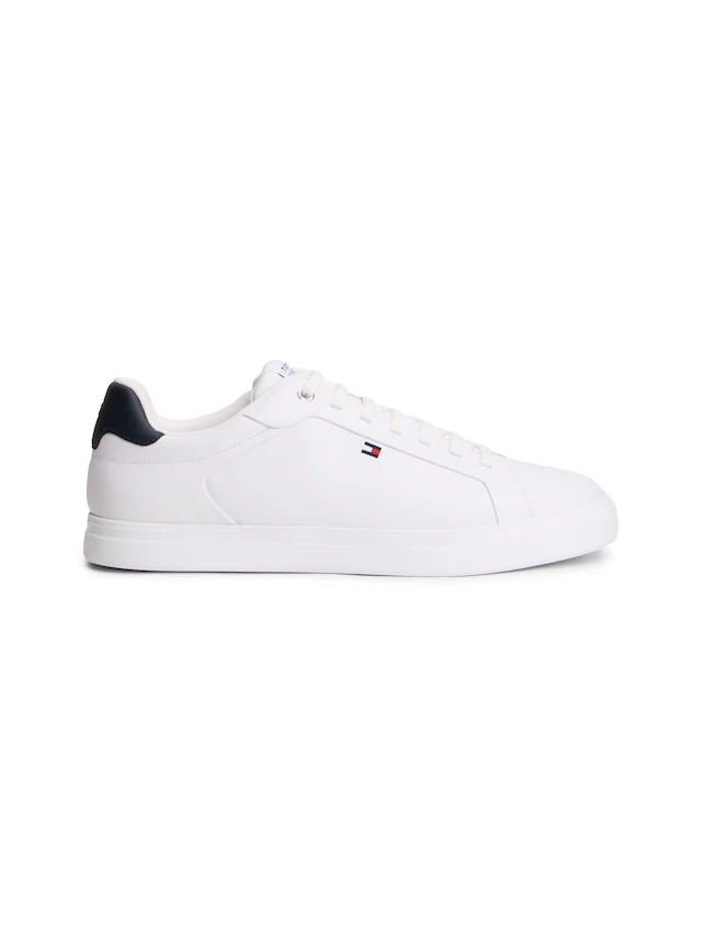 Tommy Hilfiger Sneaker »ICON COURT LIGHT LEATHER« Freizeitschuh, Halbschuh, Schnürschuh mit dezenten Ziernähten