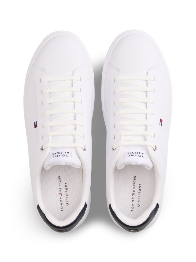 Tommy Hilfiger Sneaker »ICON COURT LIGHT LEATHER« Freizeitschuh, Halbschuh, Schnürschuh mit dezenten Ziernähten