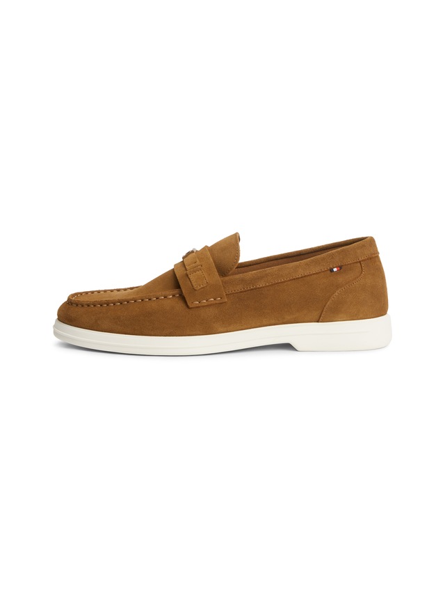 Tommy Hilfiger Loafer »LIGHT SUEDE FLAG HARDWARE LOAFER« Slipper, Schlupfschuh, mit modischem Zierriegel und Ziernähten