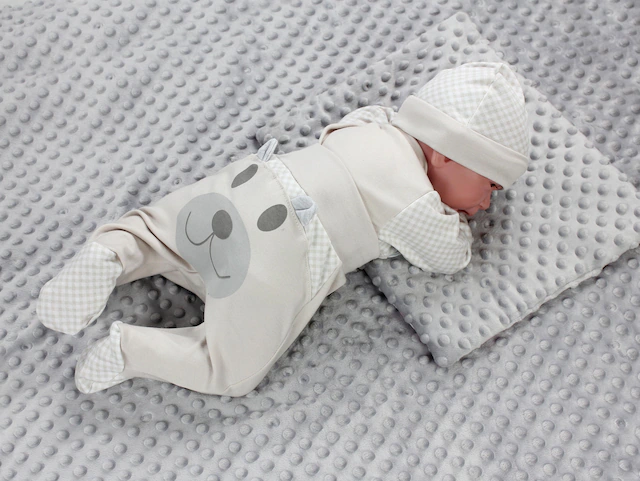 TupTam Body »Set Baby Body Strampelhose Mütze Bekleidungsset«
