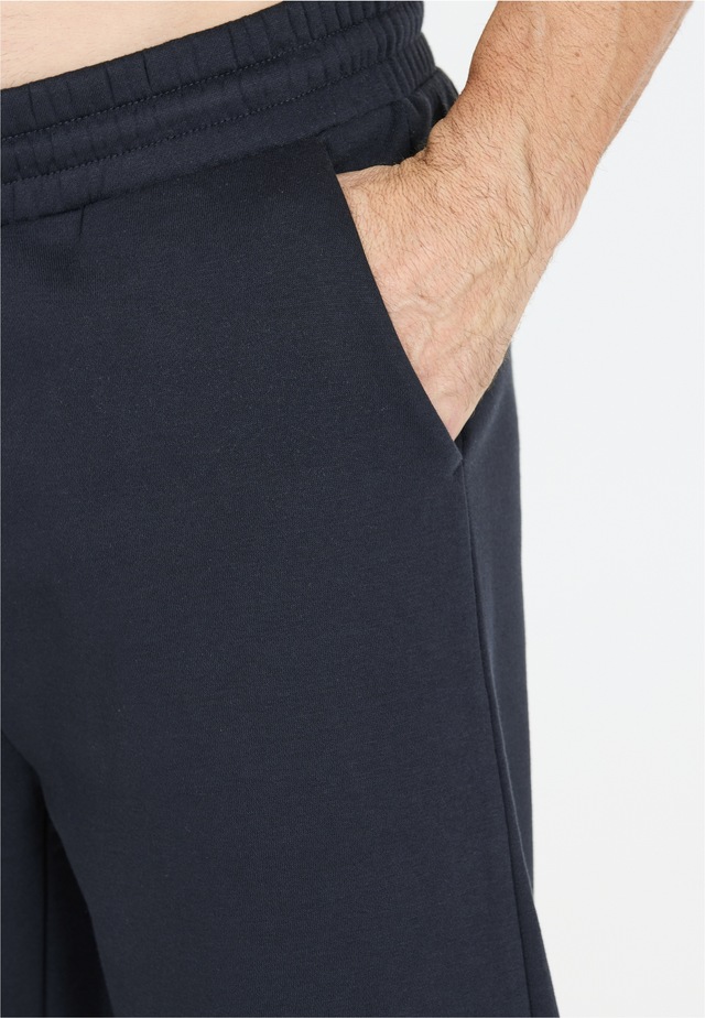 nou Sweathose »Ramin V2« mit verstellbarem Bund