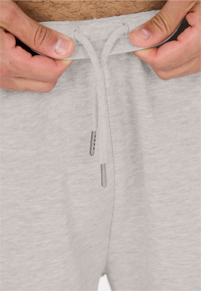 nou Shorts »Regester V2« im klassischen Design