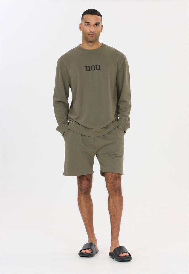 nou Shorts »Regester V2« im klassischen Design
