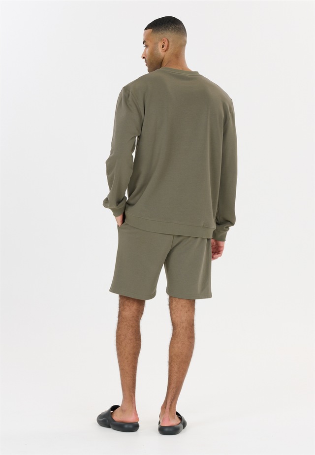 nou Shorts »Regester V2« im klassischen Design