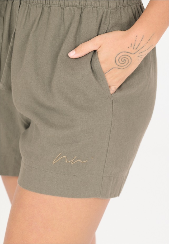 nou Shorts »Natasha« aus atmungsaktivem Material
