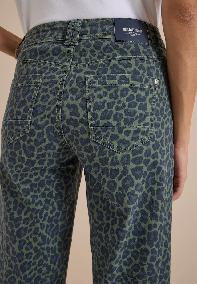 Cecil Loose-fit-Jeans »Style Neele« mit Leo-Muster / Stretch