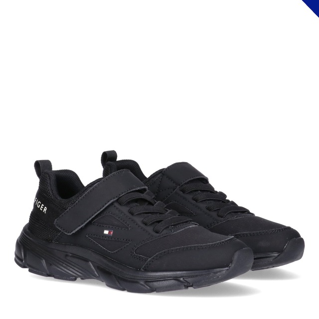 Tommy Hilfiger Sneaker Freizeitschuh, Halbschuh, Slipper mit elastischen Schnürsenkeln