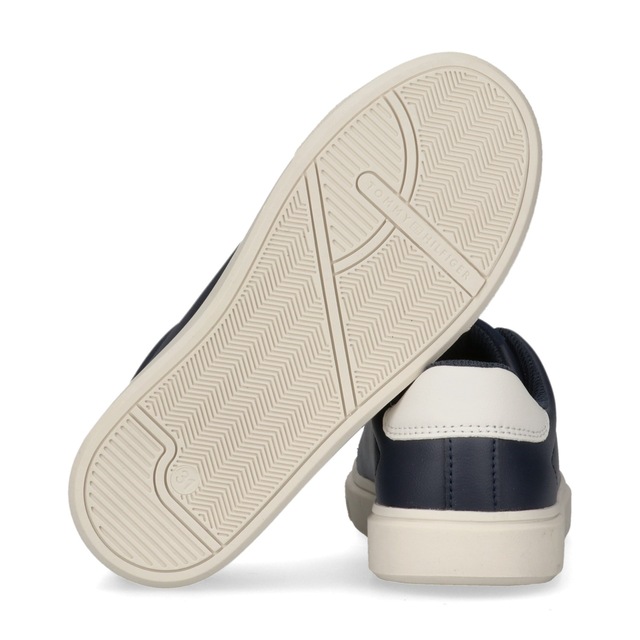Tommy Hilfiger Sneaker Freizeitschuh, Halbschuh, Schnürer mit dezenten Ziernähten