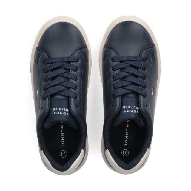 Tommy Hilfiger Sneaker Freizeitschuh, Halbschuh, Schnürer mit dezenten Ziernähten