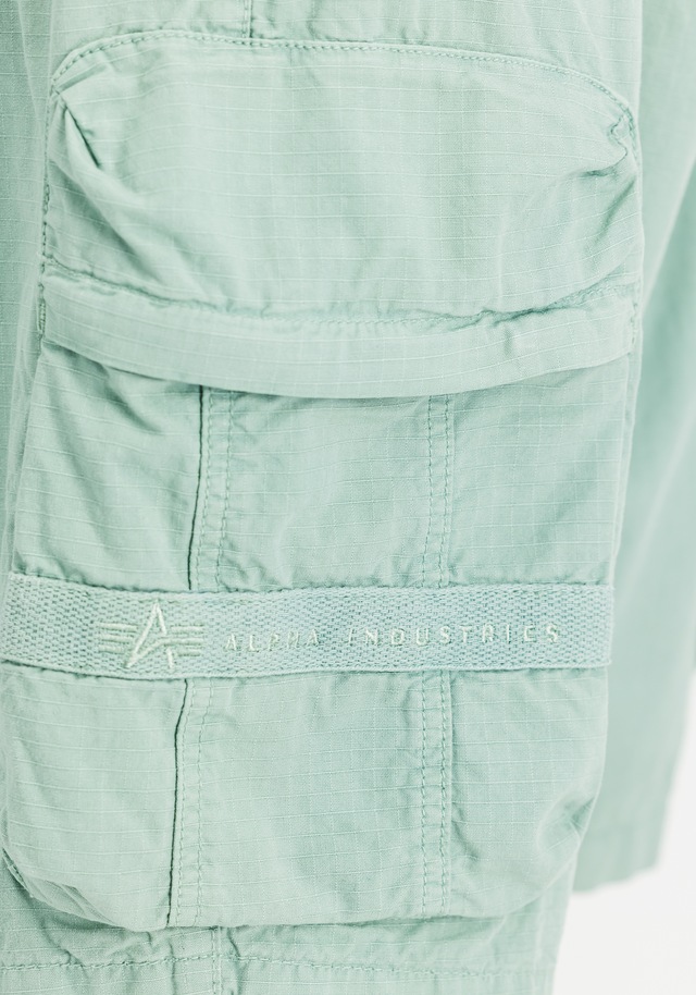 Alpha Industries Shorts »Manoeuvre Loose Shorts«