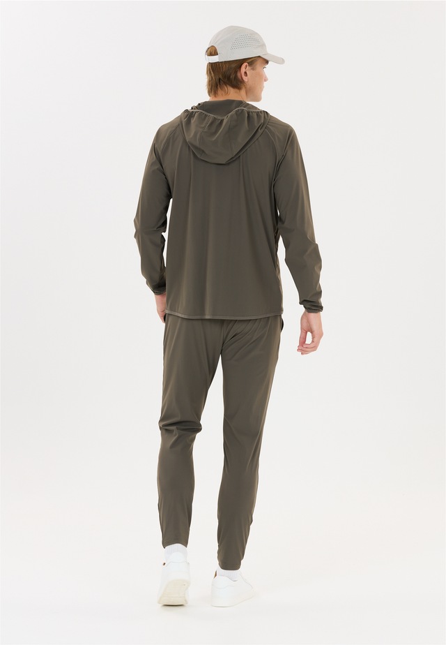 Virtus Trainingsjacke »Alonso V2« mit feuchtigkeitsregulierender Funktion