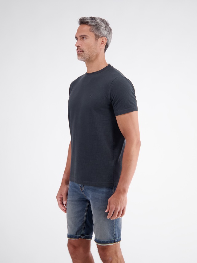 LERROS T-Shirt »T-Shirt in softer Seersucker-Qualität mit bequemem O-Neck«