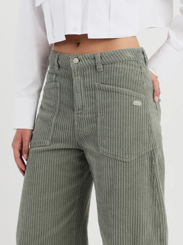 GANG Cordhose »94ODINA« im O-Shape, verkürzte Beinlänge