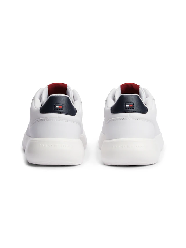 Tommy Hilfiger Sneaker »LIGHT CHUNKY LEATHER SNEAKER« Freizeitschuh, Halbschuh, Schnürer mit TH-Logoprägung