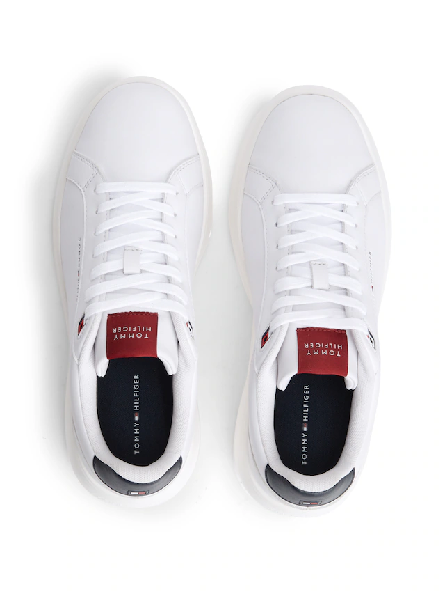 Tommy Hilfiger Sneaker »LIGHT CHUNKY LEATHER SNEAKER« Freizeitschuh, Halbschuh, Schnürer mit TH-Logoprägung