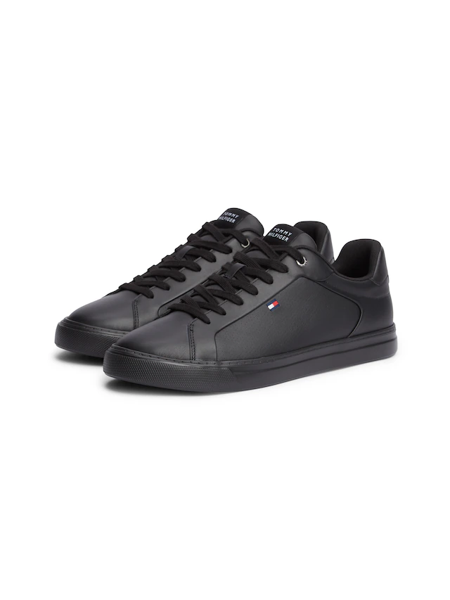 Tommy Hilfiger Sneaker »LIGHTWEIGHT PINPERF LTH SNEAKER« Halbschuh, Schnürer mit weicher Schaftrand-Polsterung