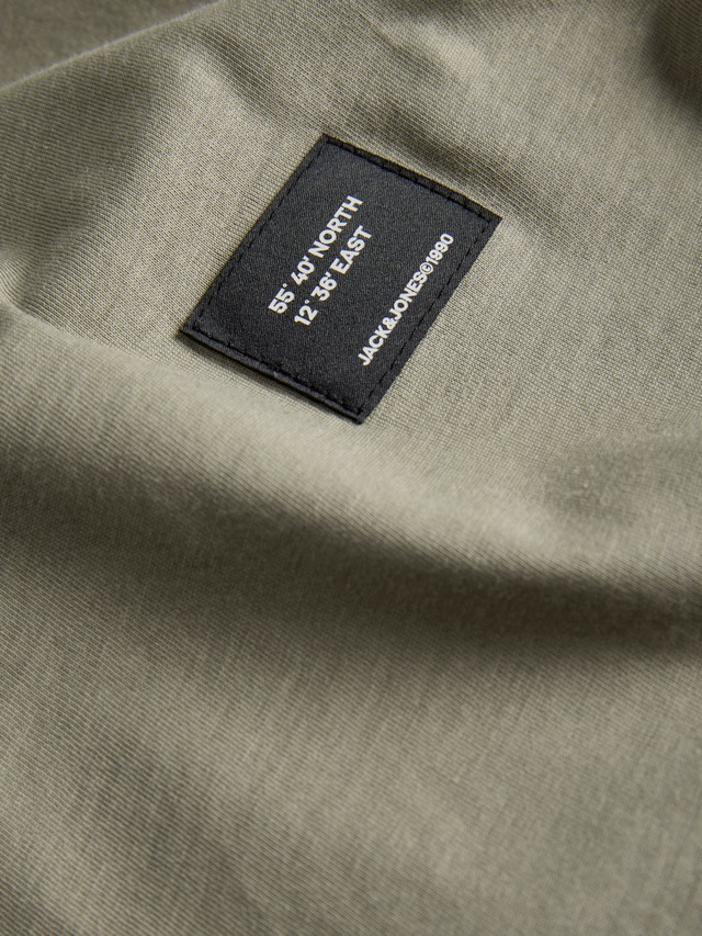 Jack & Jones Rundhalsshirt »JJCLEVELAND TEE SS CREW NECK SN« Baumwolle, regular fit