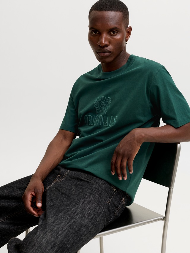 Jack & Jones Rundhalsshirt »JORFREDERIKSBERG MONOGRAM TEE SS CN SN« Baumwolle, relaxed fit