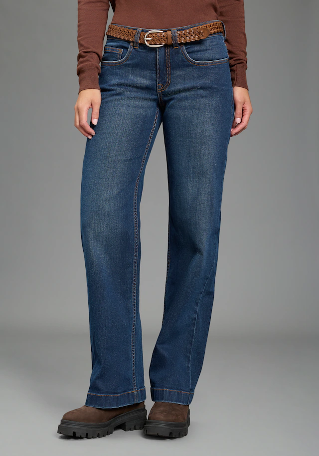 Arizona Weite Jeans »mit modischem Beinverlauf« mit geradem Beinverlauf, knöchellange Schnittform, normale Leibhöhe