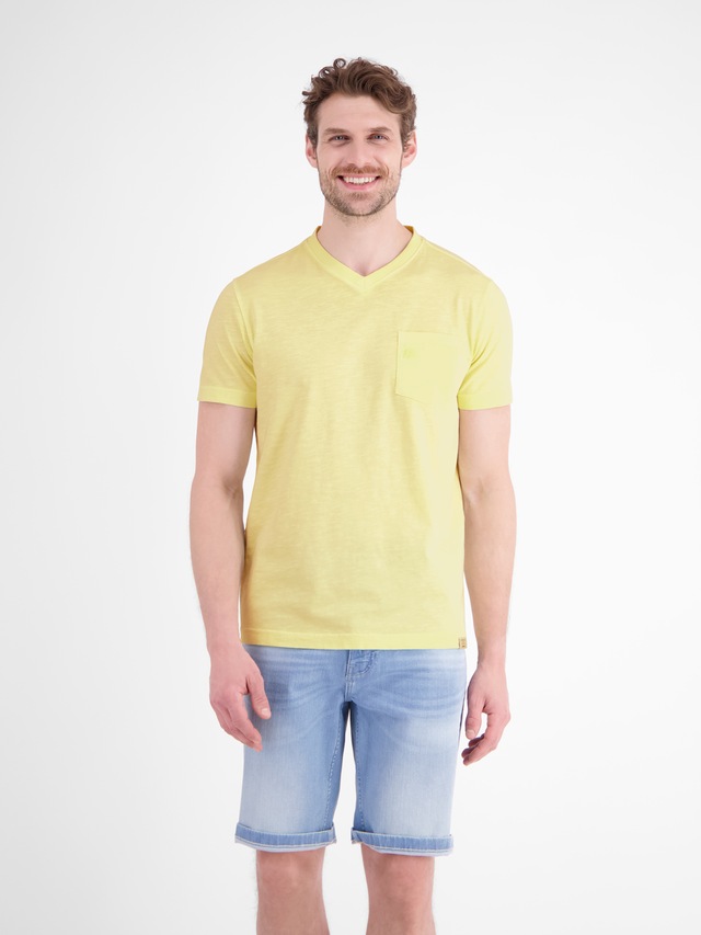 LERROS V-Shirt »T-Shirt mit sportlichem V-Ausschnitt aus reiner Baumwolle«