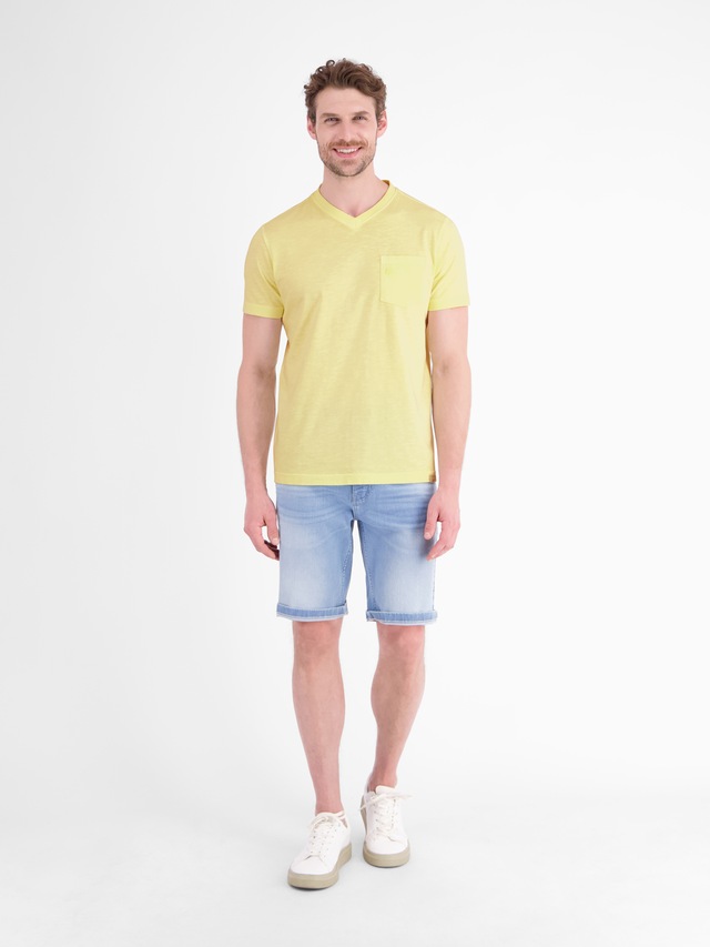 LERROS V-Shirt »T-Shirt mit sportlichem V-Ausschnitt aus reiner Baumwolle«