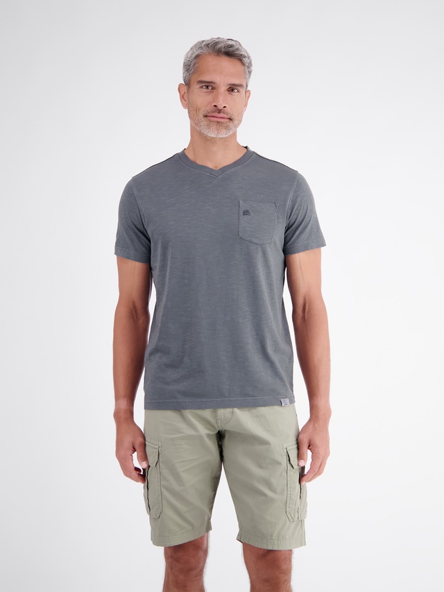 LERROS V-Shirt »T-Shirt mit sportlichem V-Ausschnitt aus reiner Baumwolle«