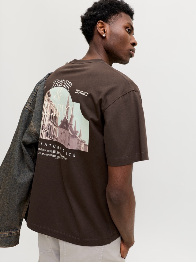 Jack & Jones Rundhalsshirt »JORSALAMANCO PHOTO BACK TEE SS CN SN« Baumwollmischung, relaxed fit